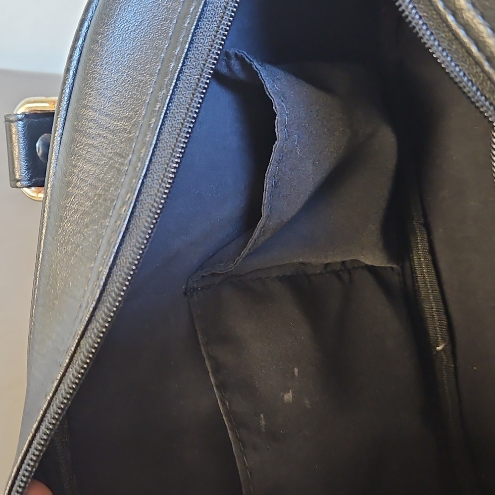 Women's Shoulder bag Purse With Retro Classic Car Design - Picture 15 of 16